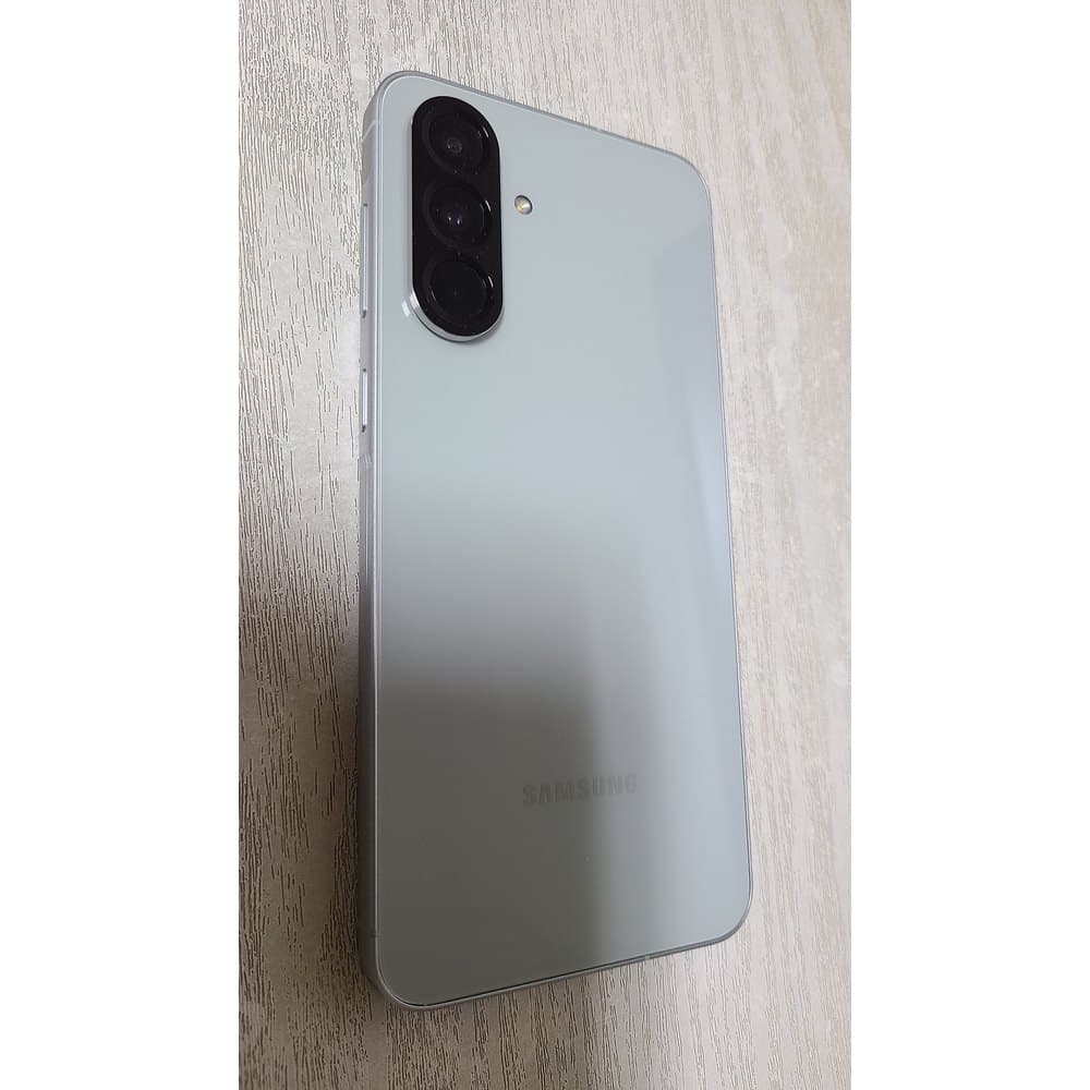Samsung A56 (Awesome Graphite, 8GB/128GB)